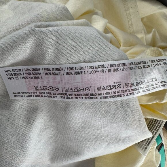 Disney Encanto Spirit Jersey XL Wine & Dine Half Marathon Weekend NWT TP-3520 - Picture 15 of 15